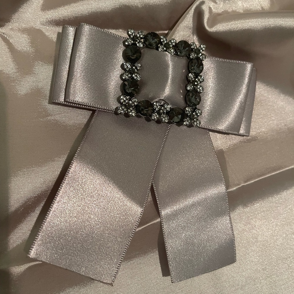 Handmade Elegant Pins - New - Picture 7 of 15